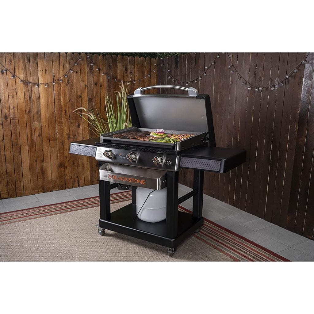 Blackstone 28" Culinary Pro Propane Gas Griddle Cooking Station